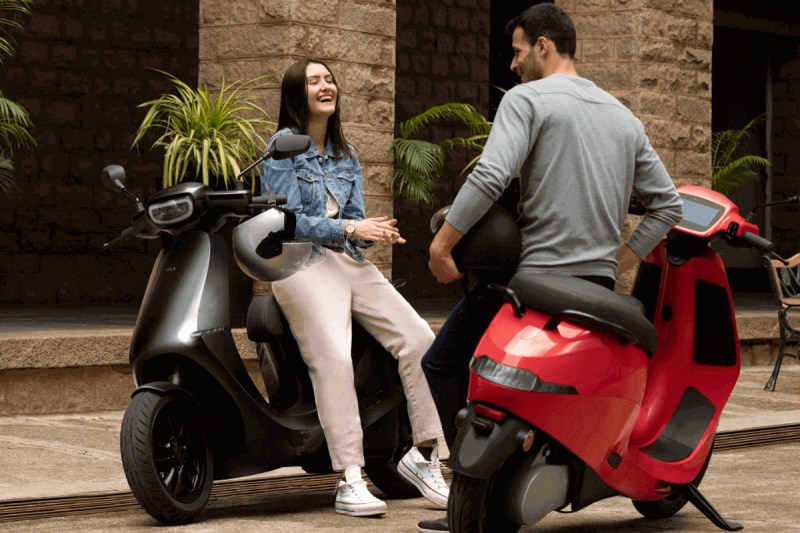 ola_electric_scooters-amp.jpg