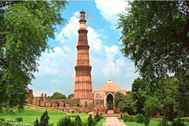 Qutub Minar Case ASI Submits Reply In Saket Court No One Change Monument Structure