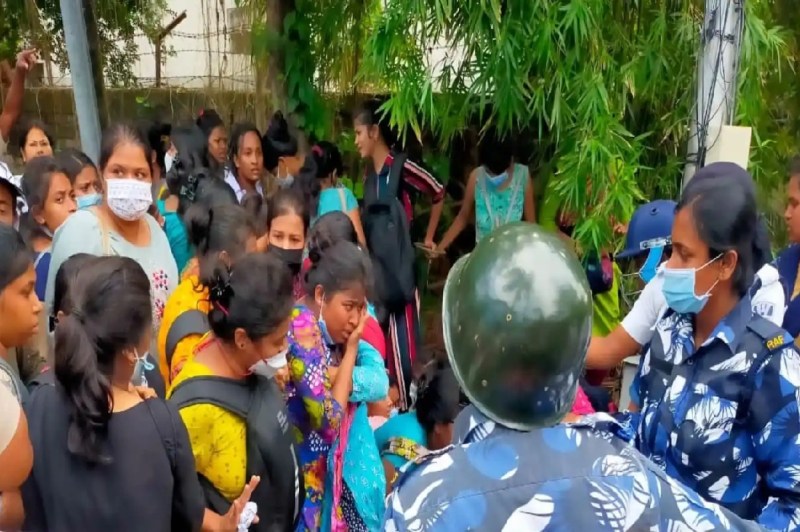 SSC घोटाले के बाद अब बंगाल में नर्सों की नियुक्ति में धांधली, विरोध प्रदर्शन के बीच पुलिस और स्टूडेंट्स में हुई झड़प