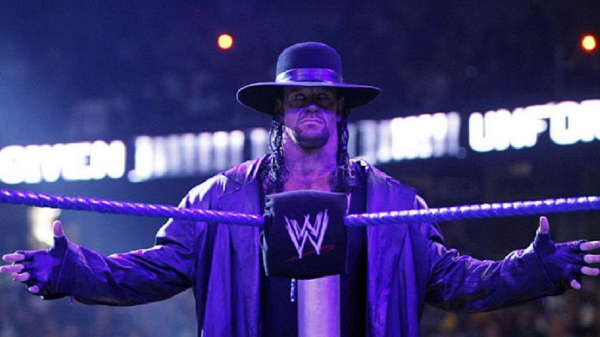how the undertaker enter wwe ring when lights go out