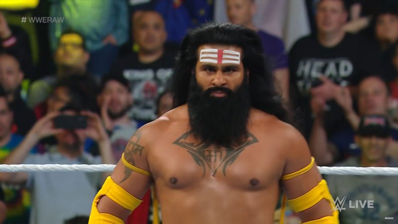 wwe raw result 23 may 2022 veer mahaan attack mysterio