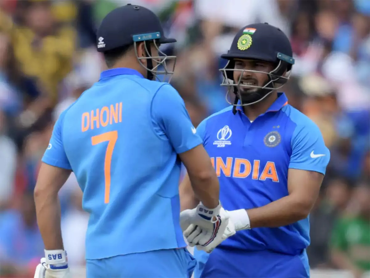 sourav ganguly says do not compare rishabh pant with ms dhoni