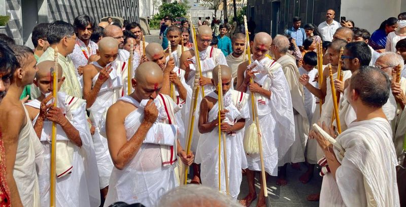 भौतिक सुखों पर विजय पाने वाले ही विजेता-आचार्य वर्धमान सागर