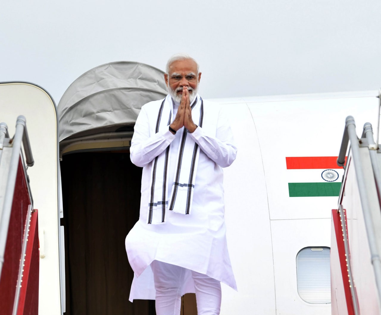 PM Modi Flag off 5 Vande Bharat Trains From Bhopal