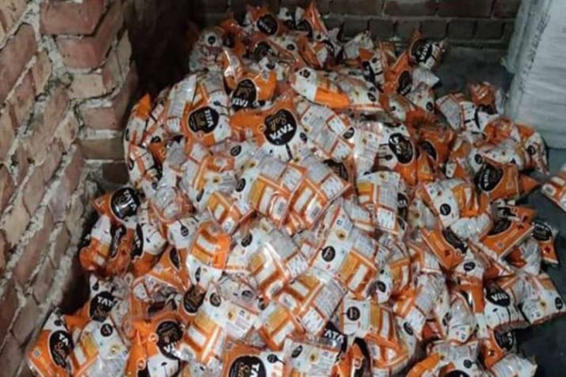 60000-kg-fake-tata-salt-recovered-from-dadri.jpg