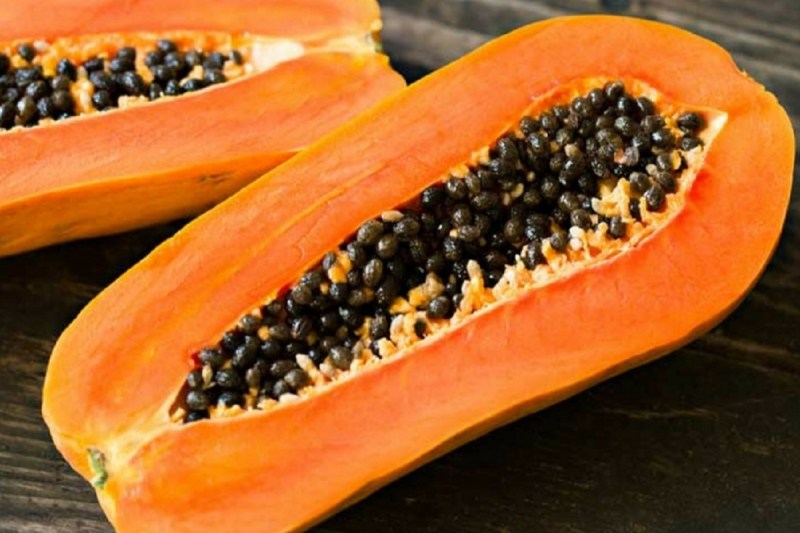 Women Health: प्रेग्नेंसी में भूलकर भी न खाएं ये चीजें, मां और गर्भस्थ शिशु दोनों को हो सकता है खतरा