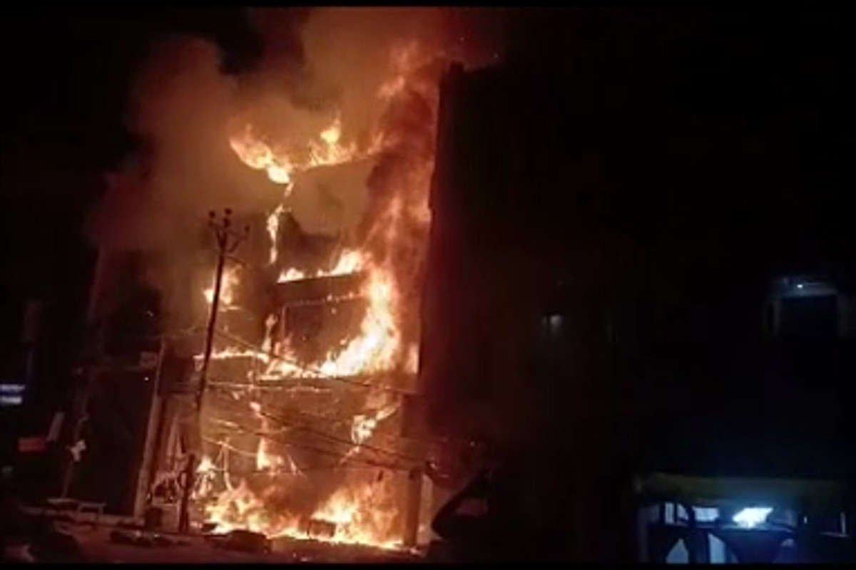 massive-fire-caused-by-short-circuit-in-two-atms.jpg