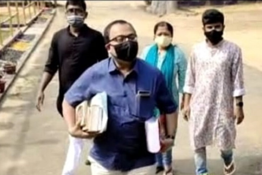 West Bengal Kunal Ghosh सीता मैया के पाताल प्रवेश पर की थी तृणमूल के इस नेता ने टिप्पणी, तीन मामलों में मिली जमानत