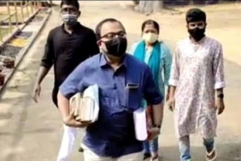 West Bengal Kunal Ghosh सीता मैया के पाताल प्रवेश पर की थी तृणमूल के इस नेता ने टिप्पणी, तीन मामलों में मिली जमानत