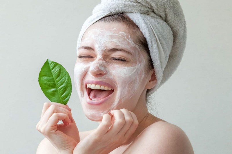 World Milk Day 2022: नेचुरल ग्लो और बेदाग स्किन पाने के लिए चेहरे पर लगाएं कच्चा दूध, जानें इसके अन्य फायदे