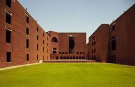 आईआईएम-ए में शुरू हुआ देश का पहला कृषि भूमि मूल्य सूचकांक