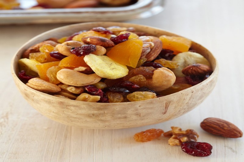 Soaked Dry Fruits: गर्मियों में भींगे ड्राई फ्रूट्स खाने के हैं अद्भुत फायदे, कई समस्याओं को करता है दूर