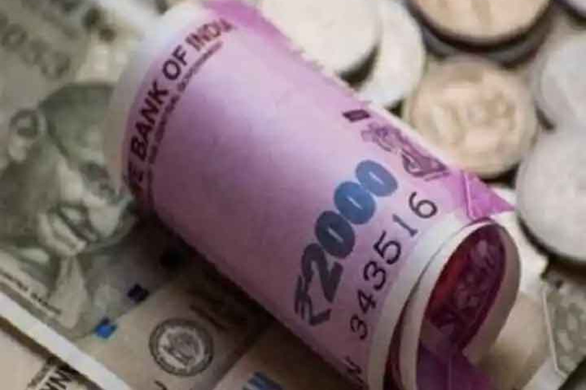 lic-aadhaar-stambh-policy-for-low-income-earners-know-full-details.jpg