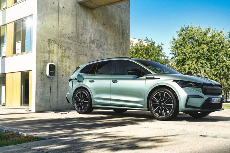 skoda_enyaq-amp.jpg
