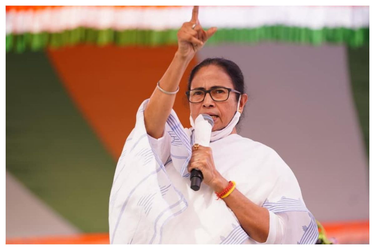 ममता बनर्जी का ऐलान - 'मैं अपनी जान दे दूंगी, लेकिन BJP को बंगाल बांटने नहीं दूंगी'