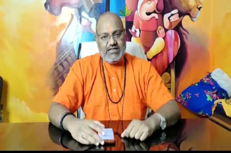 नूपुर शर्मा के सपोर्ट में उतरे नरसिंहानंद गिरी महाराज, इस दिन कुरान लेकर जामा मस्जिद में जाने का किया ऐलान