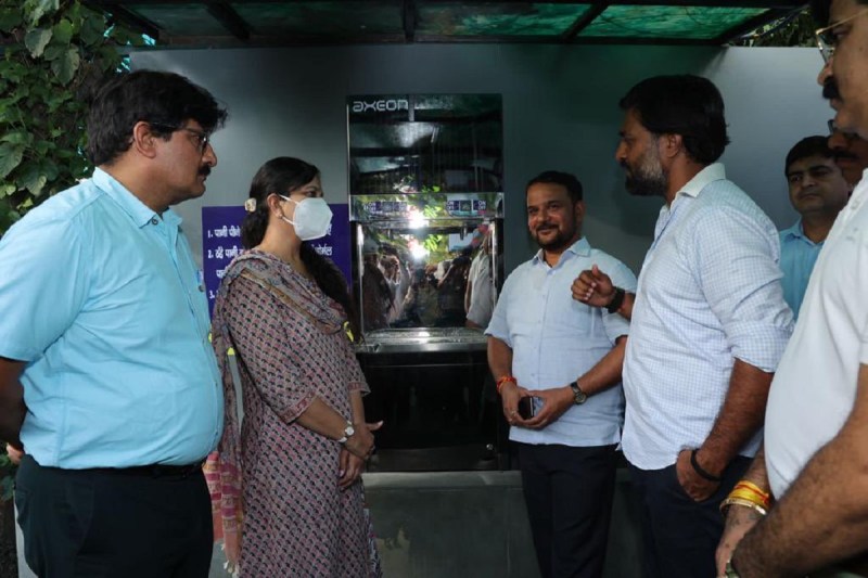 भीषण गर्मी से बचने के लिए नोएडा स्टेडियम में शुरू हुई ये खास सुविधा, अब लोगों को मिलेगी बड़ी राहत