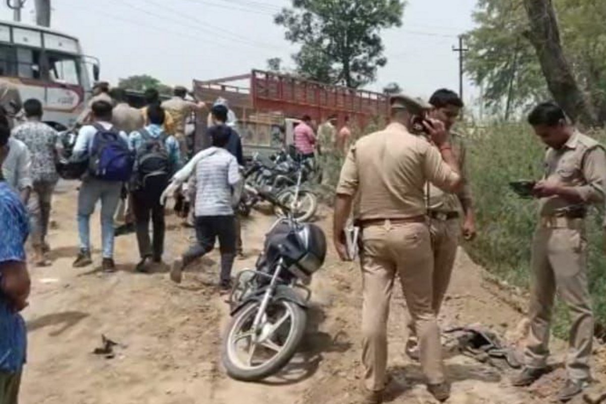 4-killed-on-3-bikes-in-collision-with-speeding-truck-in-muzaffarnagar.jpg