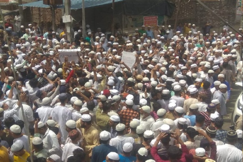 मुरादाबाद में जुमे की नमाज के बाद फिर गरमाया माहौल, प्रदर्शनकारियों ने Nupur Sharma को फांसी दो के लगाए नारे