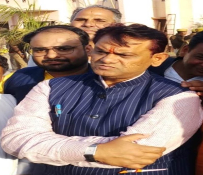 योगी के इस राज्यमंत्री ने दी इस्तीफे की धमकी लौटाई स्कार्ट और सुरक्षा, ये है पूरा मामला