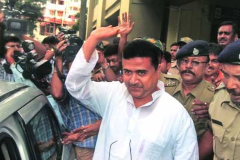 कोलाघाट जाने से शुभेंदु अधिकारी को पुलिस ने रोका, नेता ने बंगाल के मुख्य सचिव को पत्र लिखकर जताया विरोध, राज्यपाल ने किया तलब