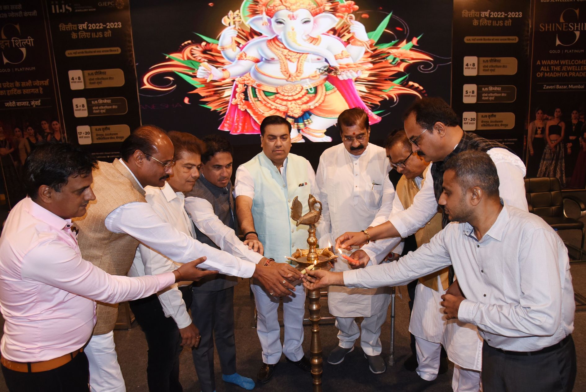 'परंपरागत के साथ ही आधुनिक तरीके भी अपनाएं कारोबारी, बनाएं अपनी ब्रांड वैल्यू'