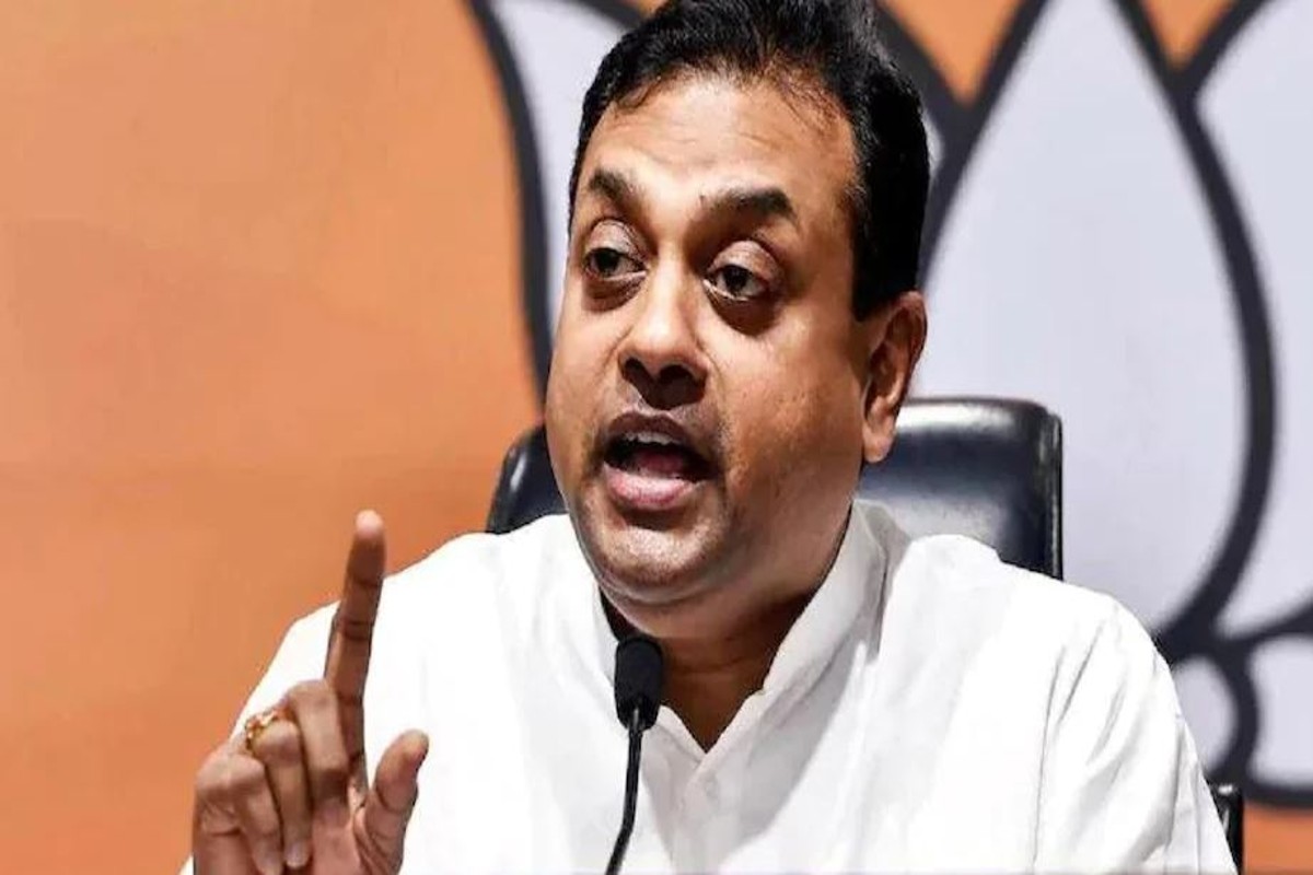 BJP Leader Sambit Patra Attack On Sonia Gandhi And Rahul Over National Herald Case