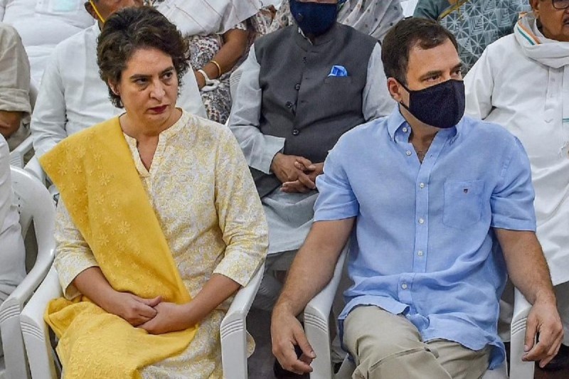 Rahul Gandhi and Priyanka Vadra Criticises Agnipath Recruitment Scheme