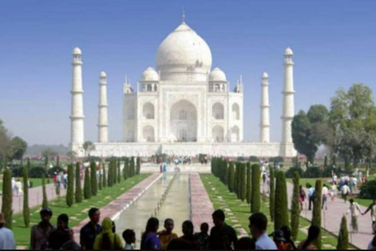 international-yoga-day-2022-free-entry-in-taj-mahal-and-other-monument.jpg