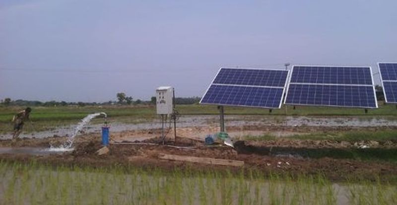 सौर के पीछे ऐसे लगे चोर कि एक माह में लगाया लाखों का चूना