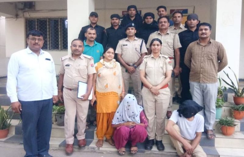 फायरिंग कर दम्पती से रुपए लूट का प्रयास, मास्टर माइंड पति सहित पत्नी गिरफ्तार