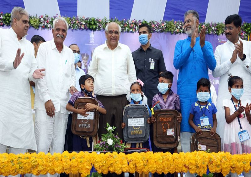 विकास के लिए शिक्षा की नींव का मजबूत होना जरूरी: पटेल