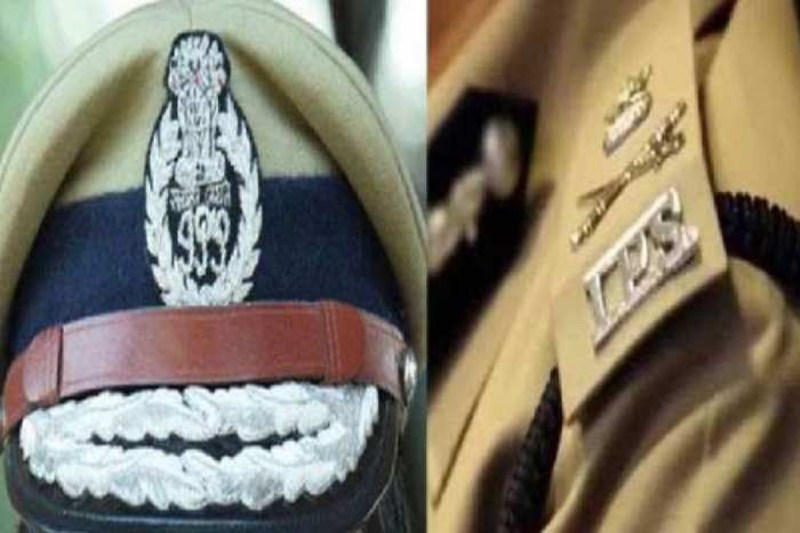 UP: योगी सरकार ने 15 IPS अधिकारियों के तबादले किए, DIG से लेकर कई जिलों के SP भी शामिल