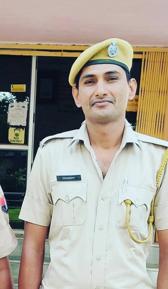 अश्लील वीडियो चैट वायरल करने की धमकी