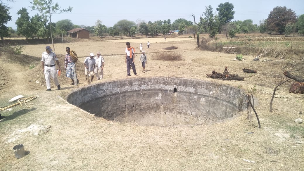 While washing hands here, two youths slipped and fell in the well, one