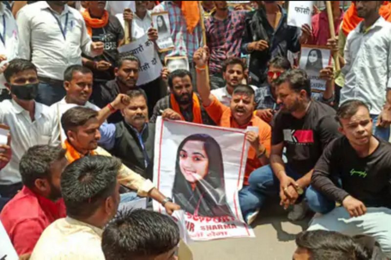 udaipur-murder-case-karni-sena-protest-in-moradabad-in-support-of-nupur-sharma.jpg