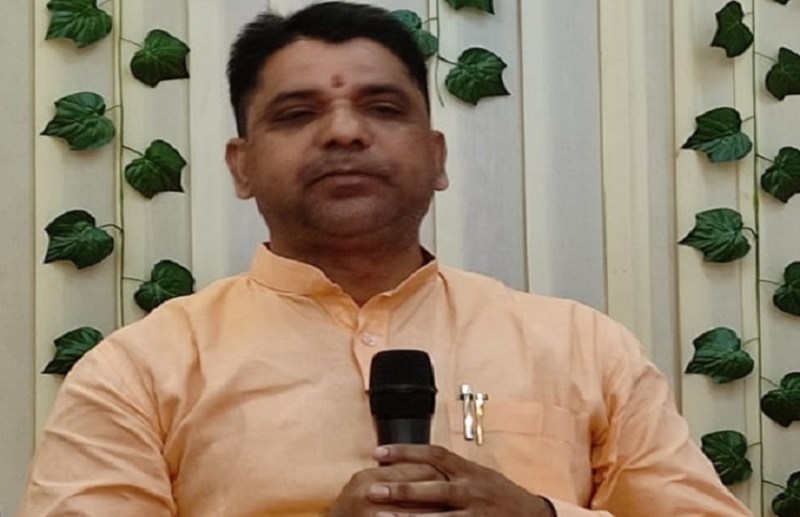 विश्व वैदिक सनातन संघ प्रमुख जितेंद्र सिंह बिसेन