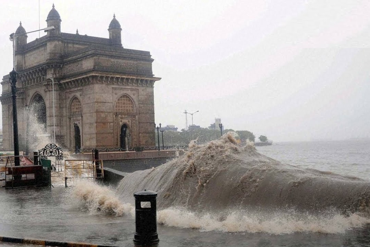 High Tide Today in Mumbai.jpg