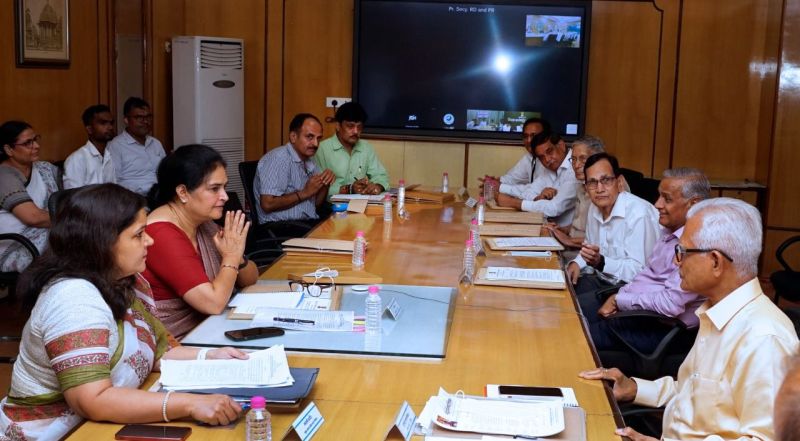 मुख्य सचिव ने बैठक में की समीक्षा श्रीमहावीरजी: महामस्तकाभिषेक महोत्सव की तैयारी