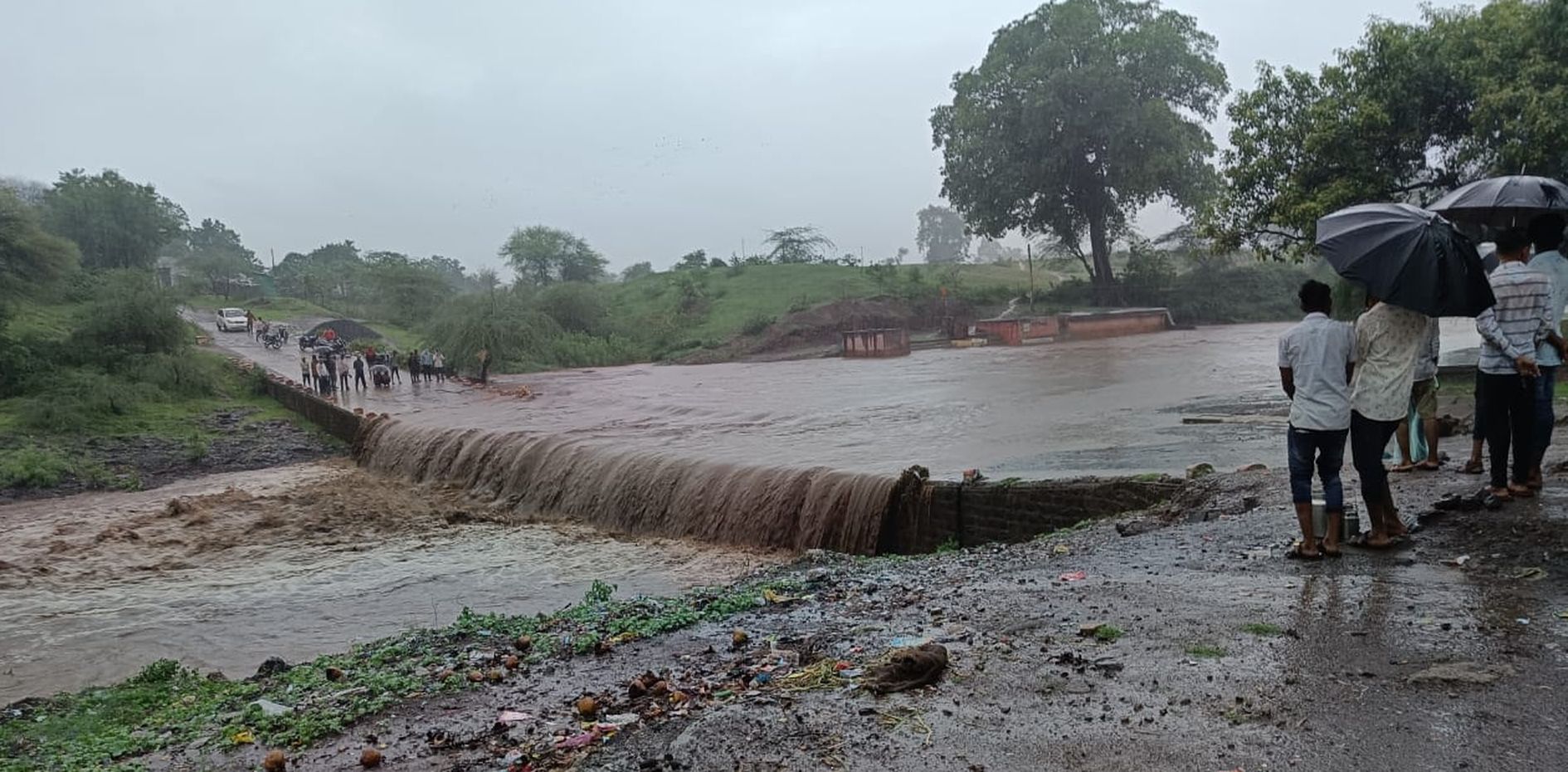 heavy rain in khargone district