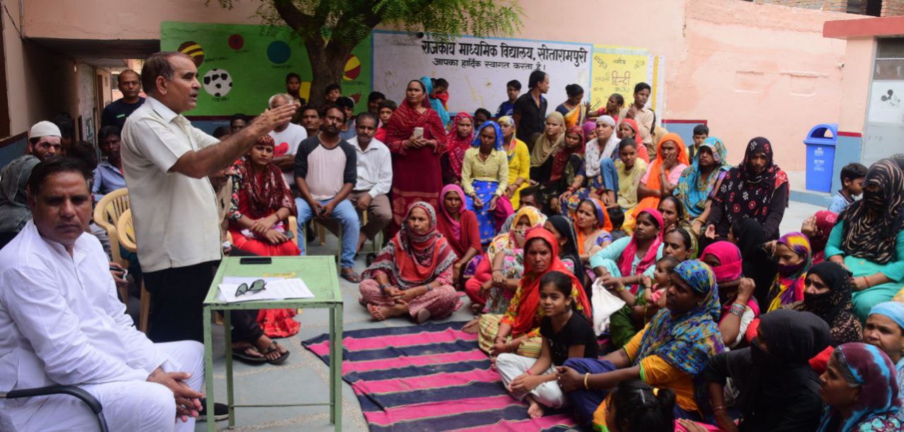 अंग्रेजी माध्यम स्कूलों के विवाद को सुलझाने में जुटा विभाग, निदेशालय ने मांगी रिपोर्ट