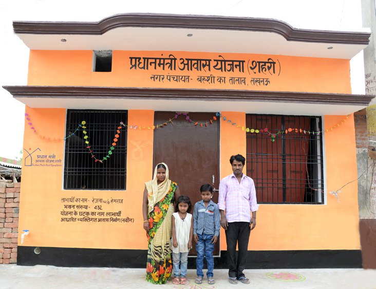 Fans and LEDs will be given free to allocation of PM Awas in Lucknow