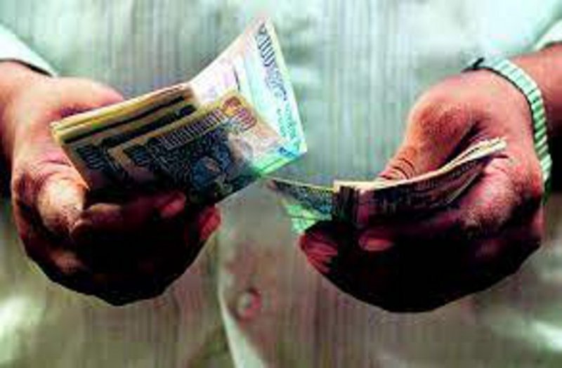 नगरनिगम में चपरासी बनाने का ऑफर, कारपेंटर से 8 लाख ठगे