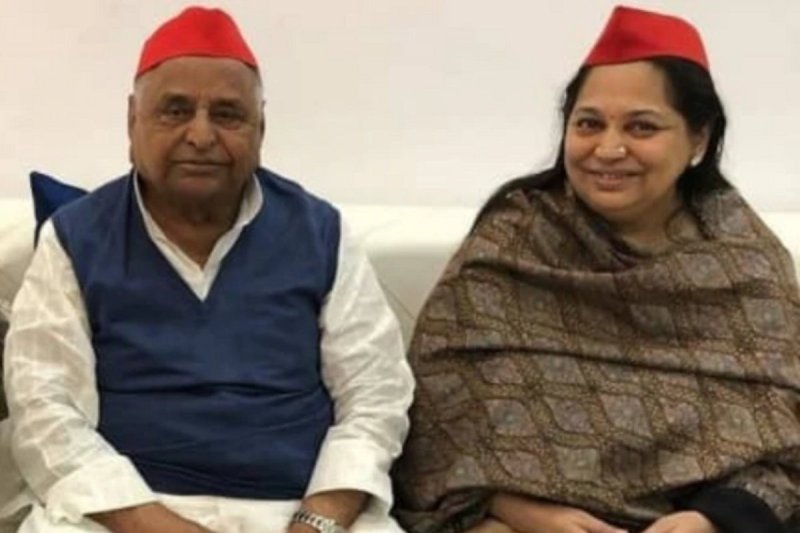 sadhna-gupta-death-love-story-of-mulayam-singh-yadav-and-sadhna-gupta.jpg