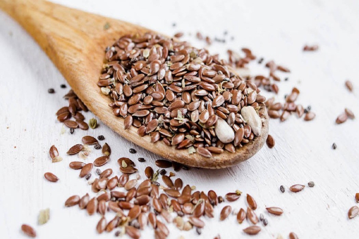 Flax Seeds Side Effects जरूरत से ज्यादा अलसी का सेवन करना सेहत के लिए