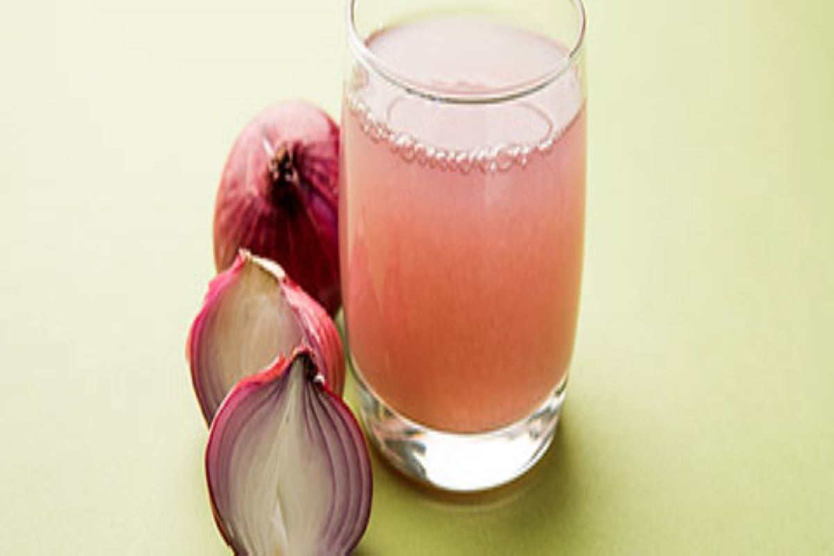 Onion Juice Benefits: प्याज के जूस है अनगिनत फायदे, जो हर बीमारियों से करता है बचाव 