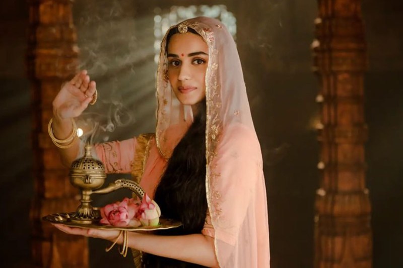 पहली ही फिल्म फ्लॉप होने के बाद ऐसी हो गई Manushi Chillar की हालत