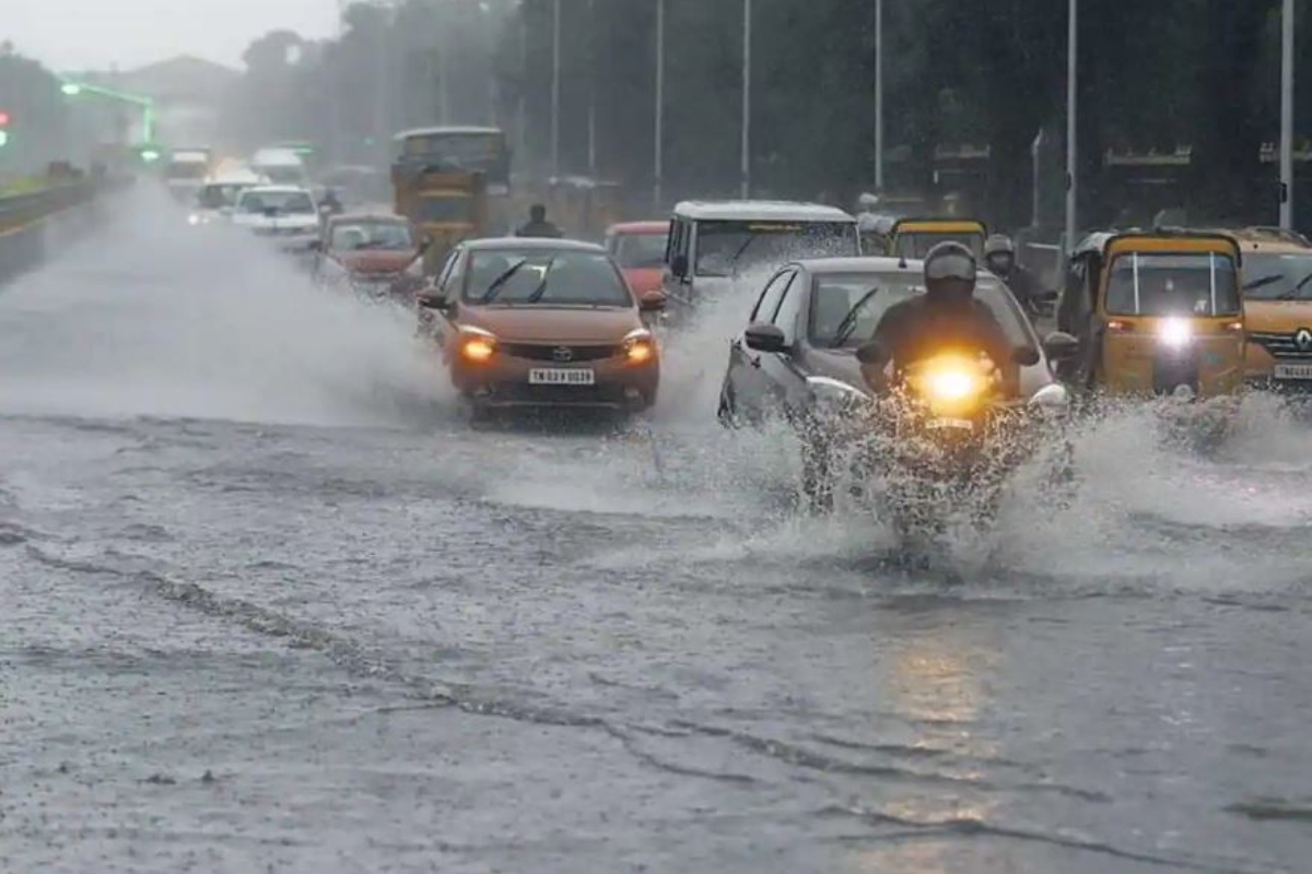 IMD Issue Heavy rain alert for Maharashtra