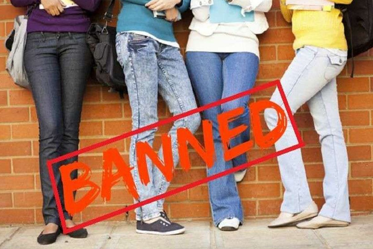 jeans-and-t-shirt-have-banned-in-bhadohi.jpg