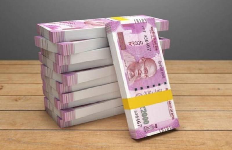 Thug extorted money from Maharashtra women MLAs